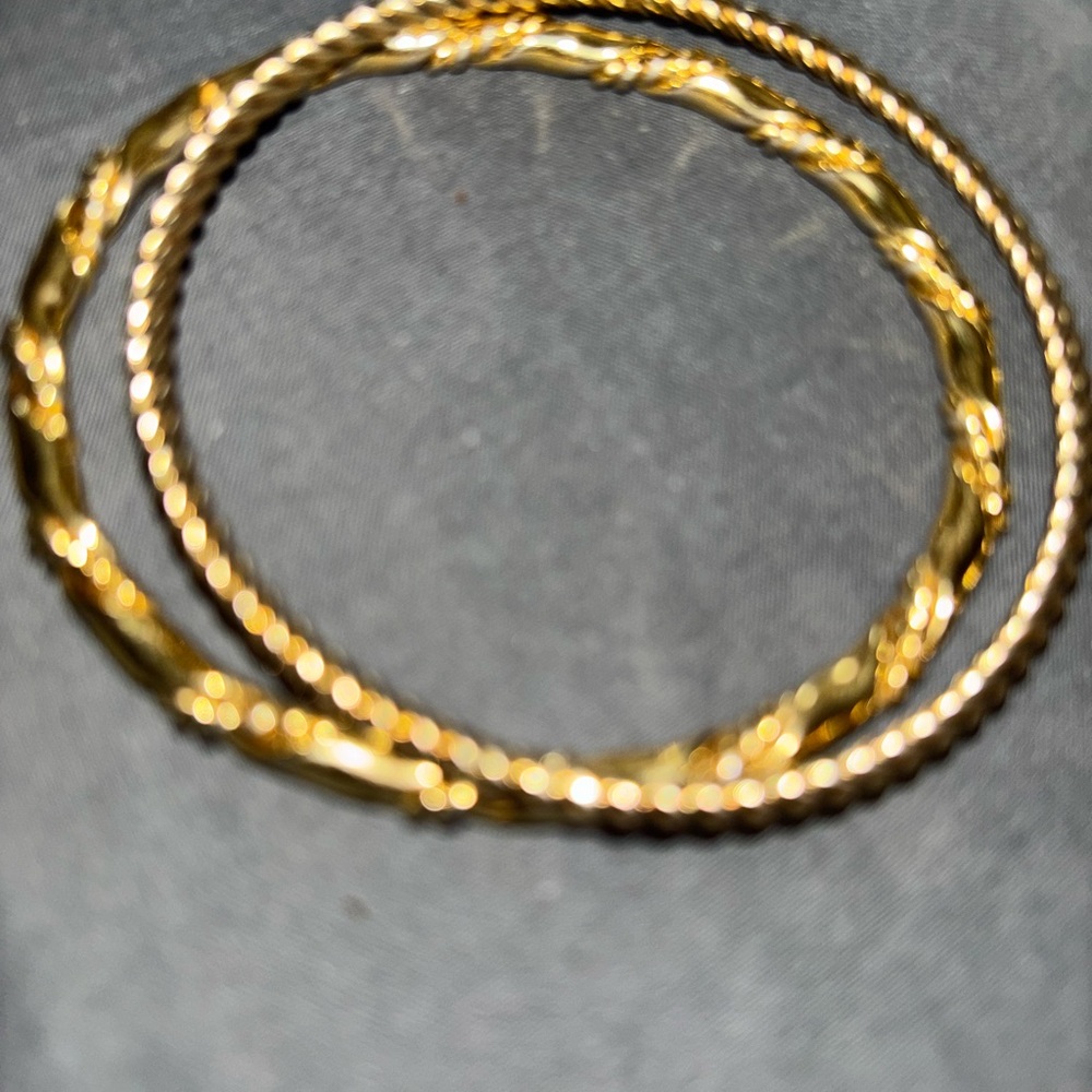 Elegant Gold and Silver Bangle Set - Picture 7 of 10